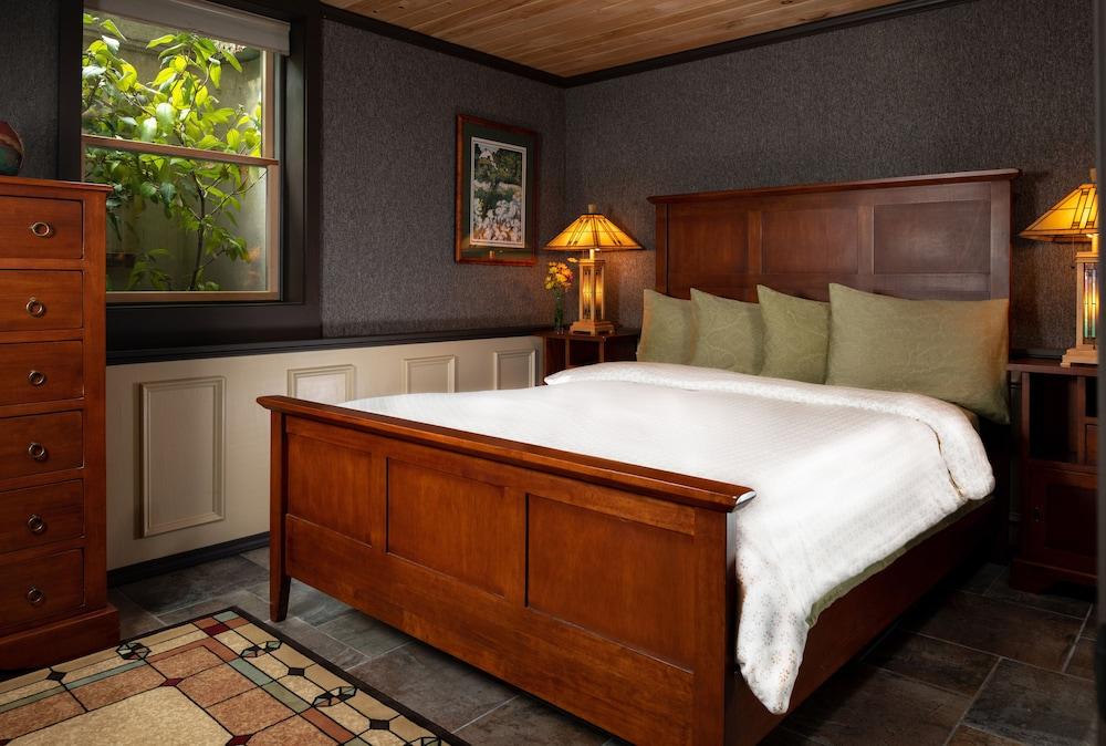 Paddler's Lane Retreat