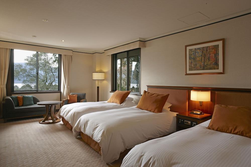 Hotel de Yama, Hakone Lake Side