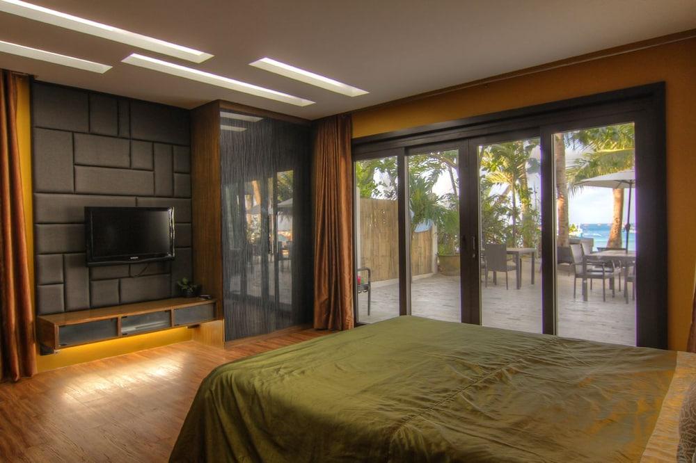 Boracay Beach Houses