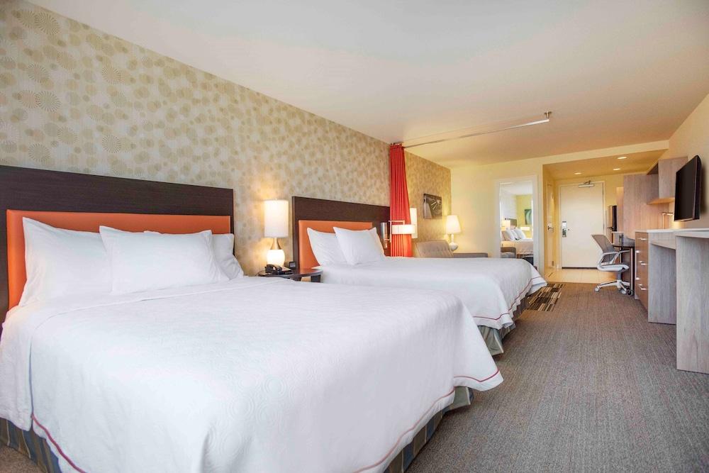 Home2 Suites by Hilton Mishawaka South Bend, IN