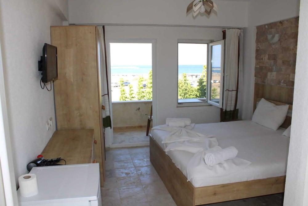 Gokceada Batihan Hotel