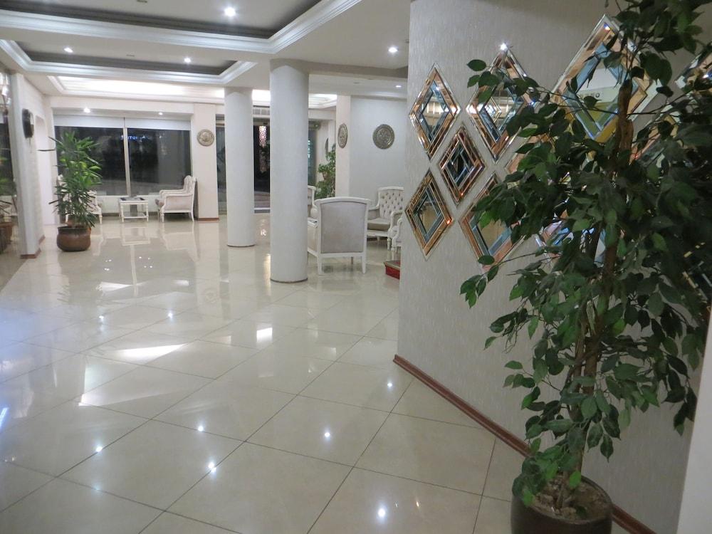 Ozilhan Hotel