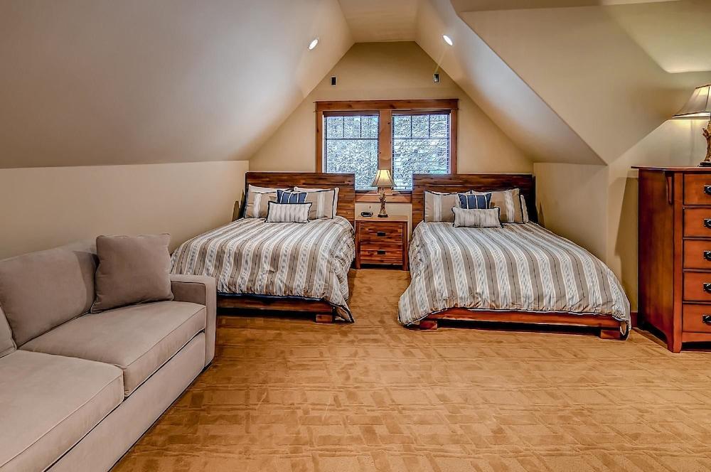 12th Manor in Suncadia