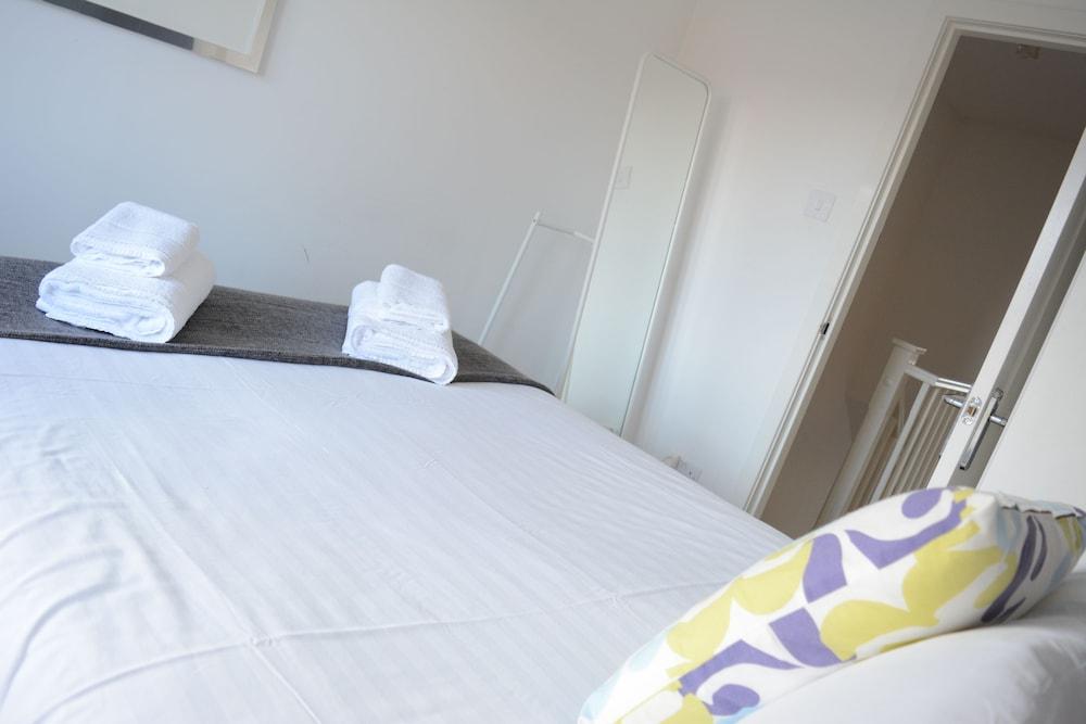 Glasgow Hampden House