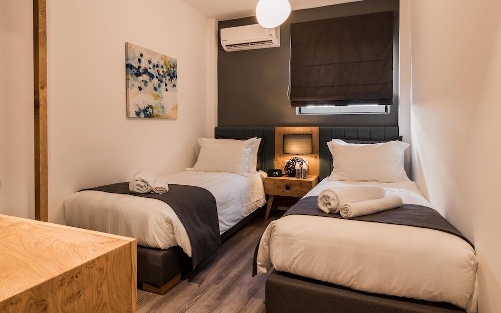 Acropolis Luxury Living