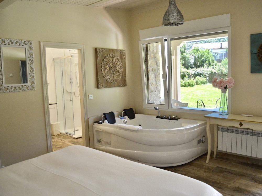 Akla Hotel Palacio Torre de Ruesga