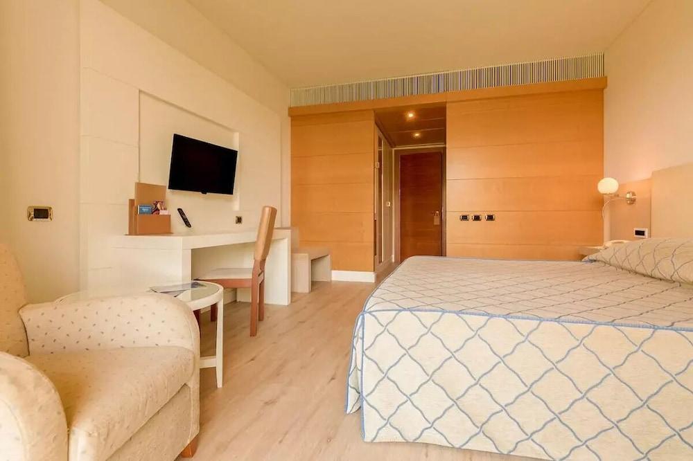 Smy Carlos V Alghero