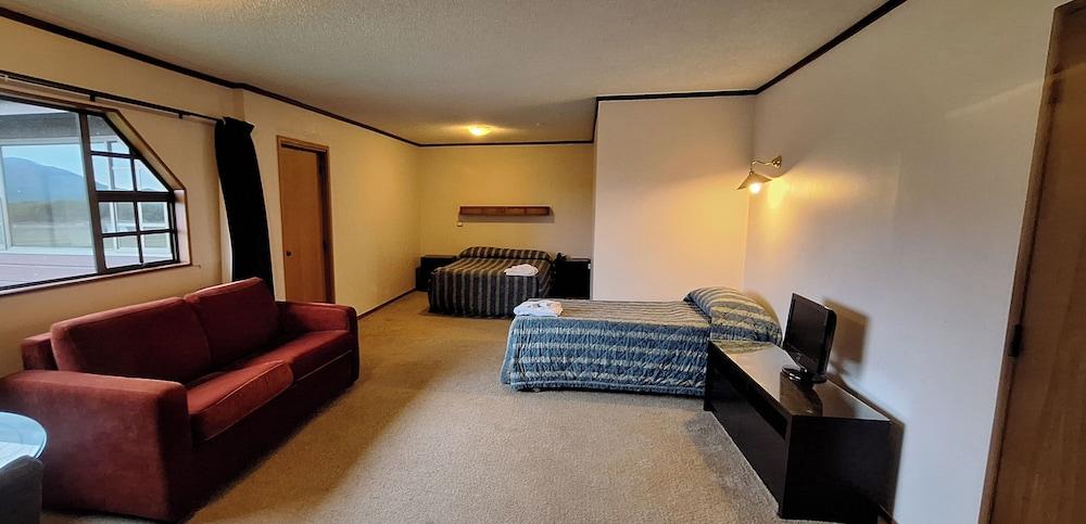 Discovery Countrytime Hotel