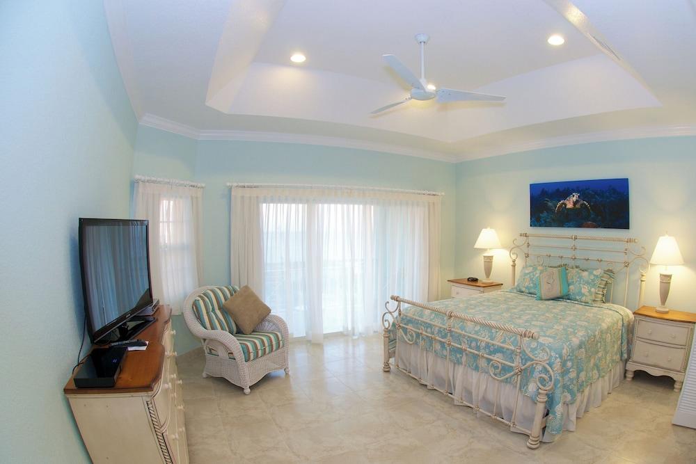 Compass Point Dive Resort