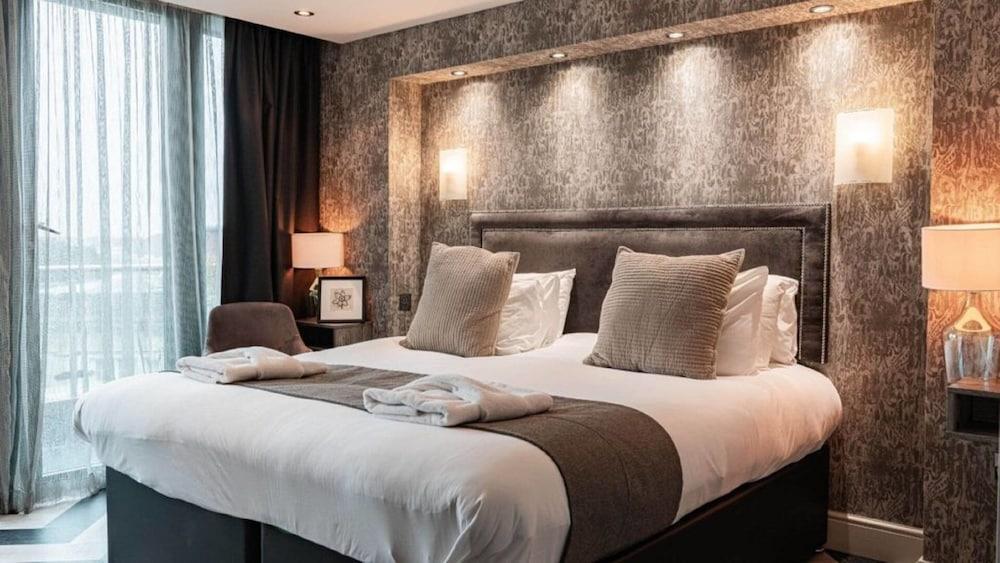 The Grand Hotel Swansea