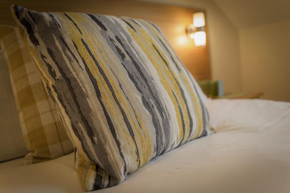 Shard Riverside Hotel, Bar & Restaurant