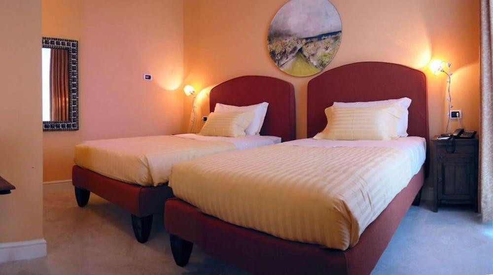 Tombolo Talasso Resort