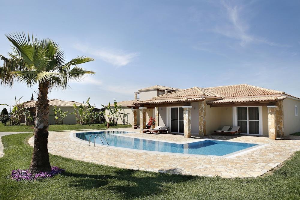 Olympia Golden Beach & Spa