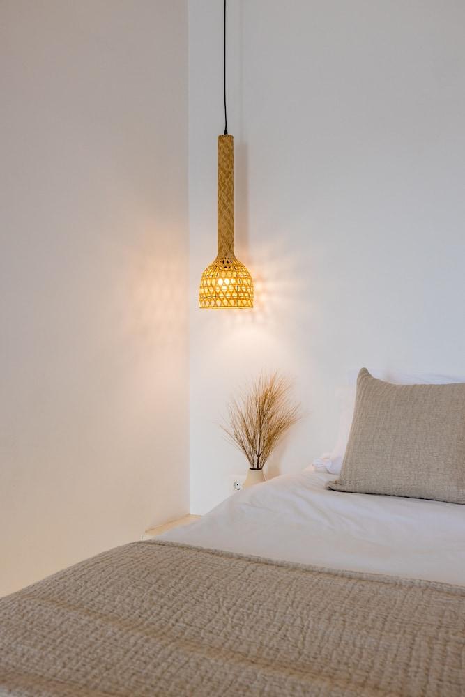 Rocabella Santorini Hotel & SPA