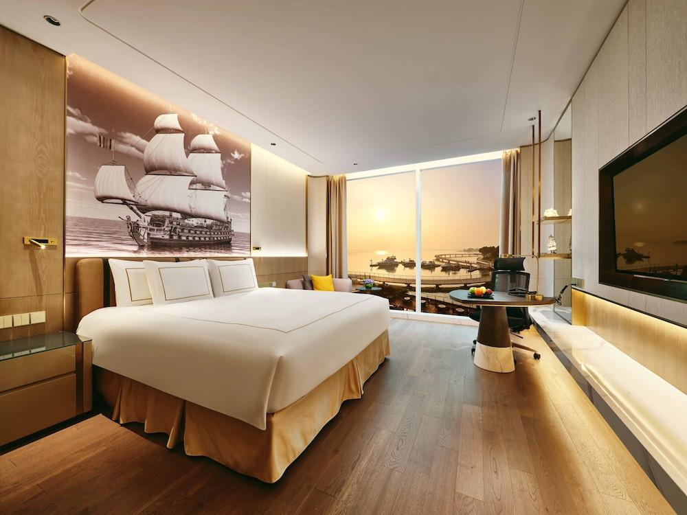 Crowne Plaza Suzhou by IHG