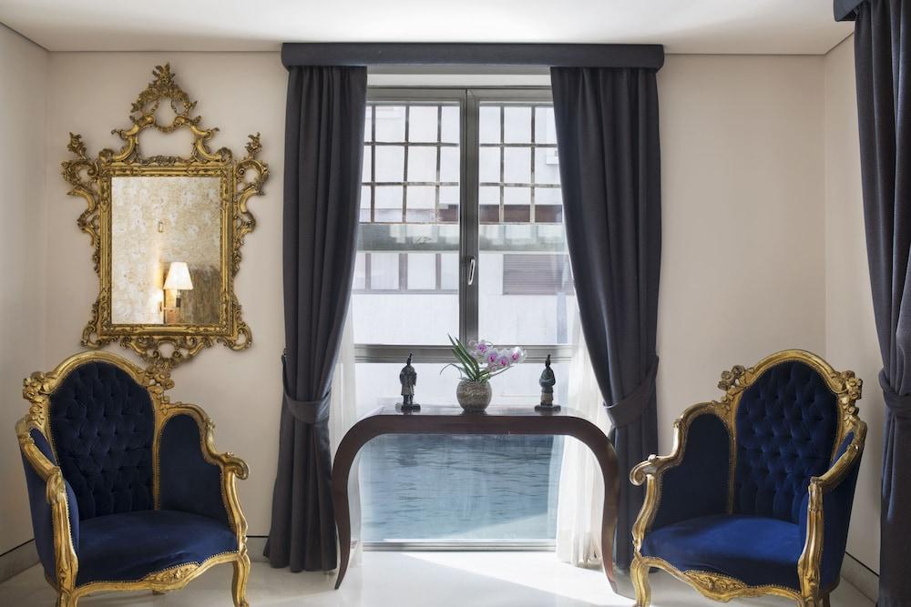 Ca' Nigra Lagoon Resort