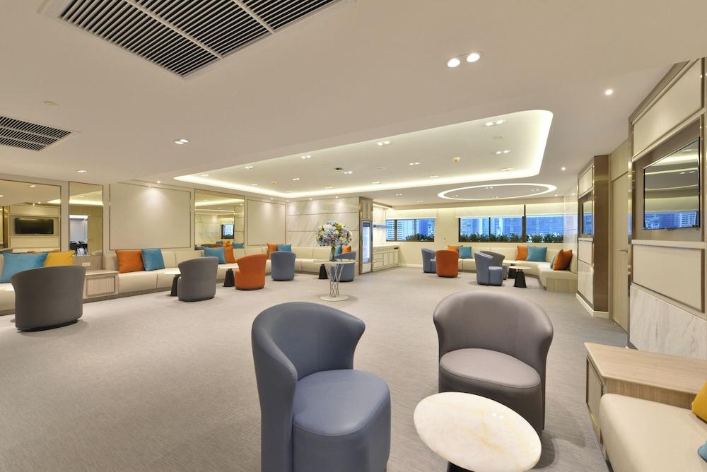 Centre Point Plus Hotel Silom