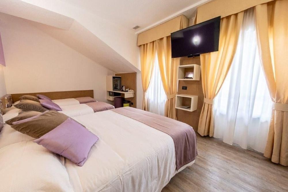 Le Palme - Adults Only (10 years old)