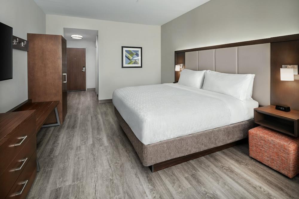 Holiday Inn Express & Suites Midland Loop 250 by IHG