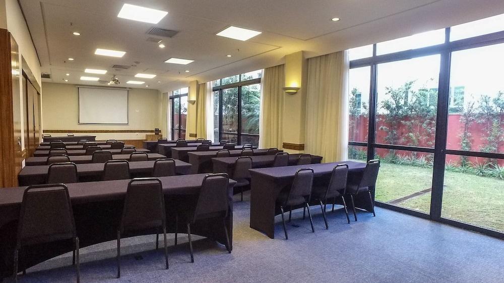 Royal Collection Savassi