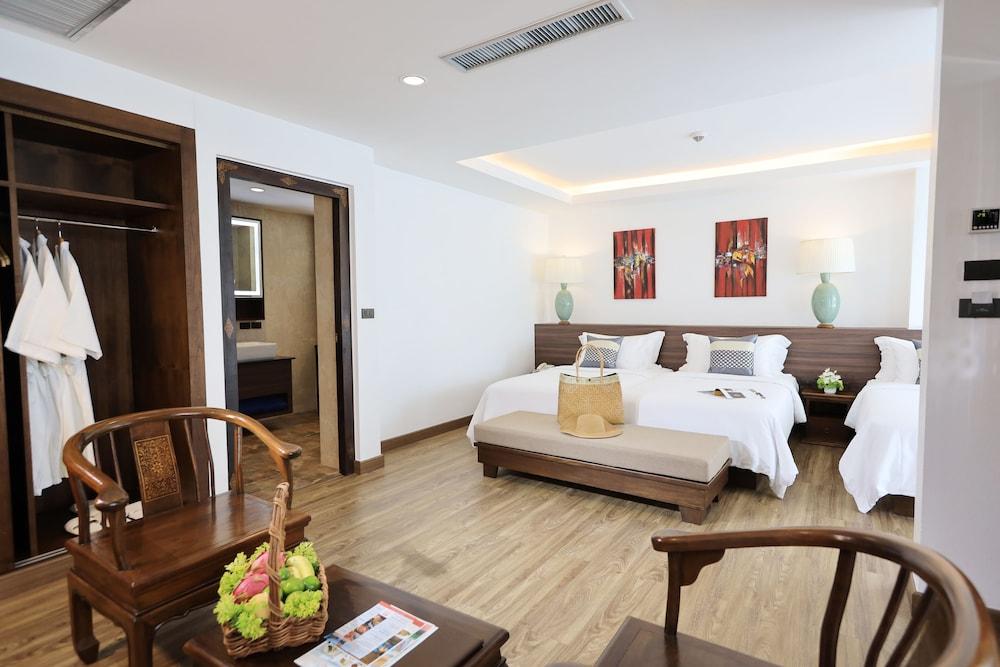 Samui Palm Beach Lead by Celes Samui