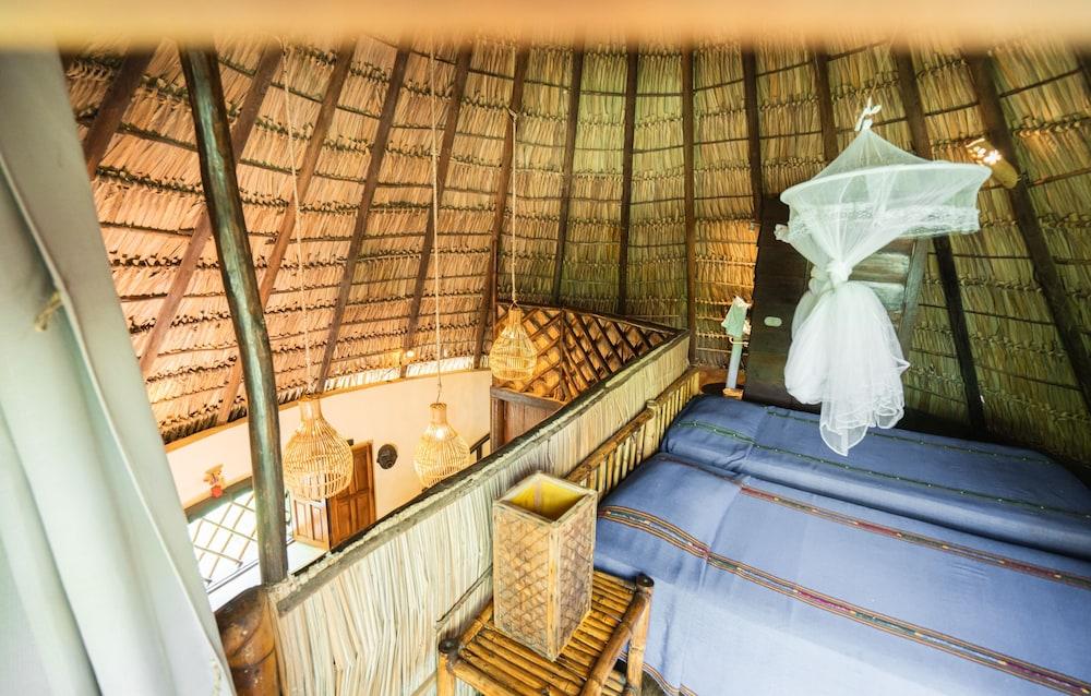 Punta Teonoste Beach Resort