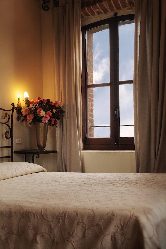 Antico Borgo di Tabiano Castello