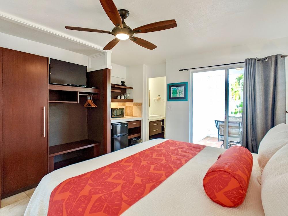 Sand Castle on the Beach - Adults Only