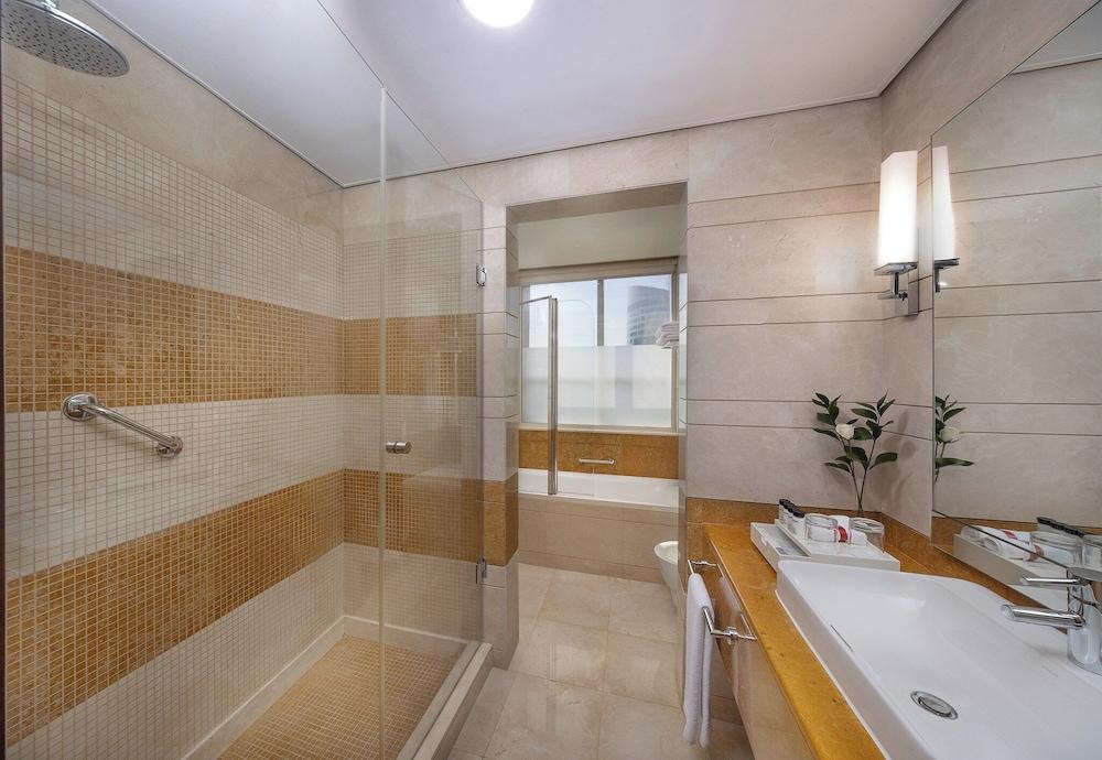 Grand Millennium Dubai