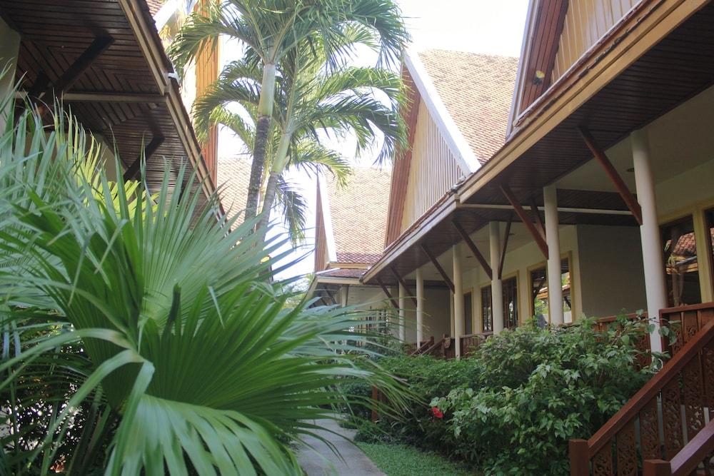 Bangtao Village Resort