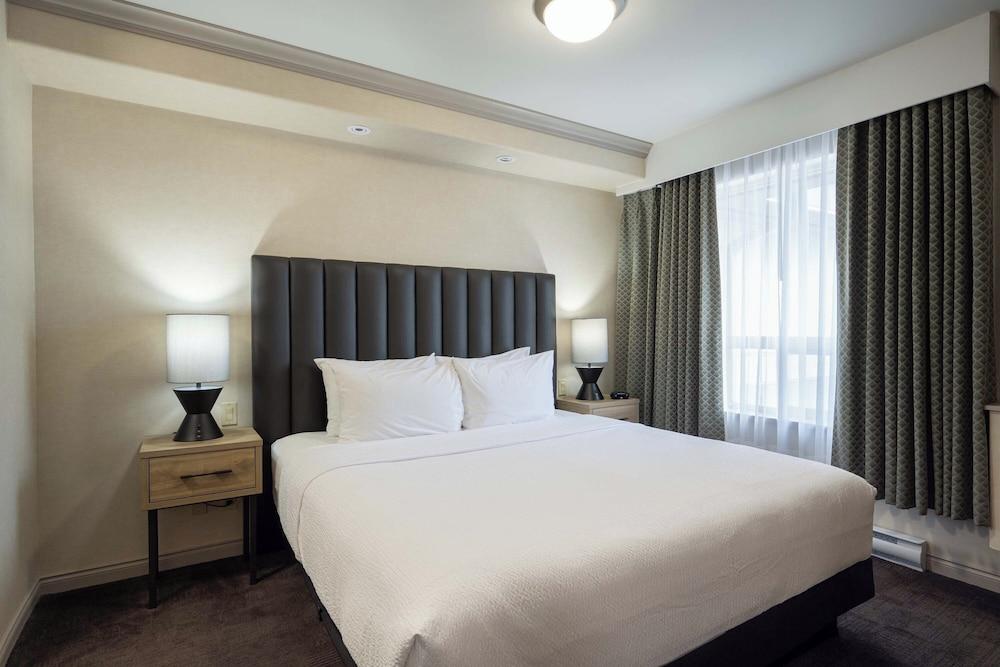 Sandman Hotel & Suites Winnipeg Airport