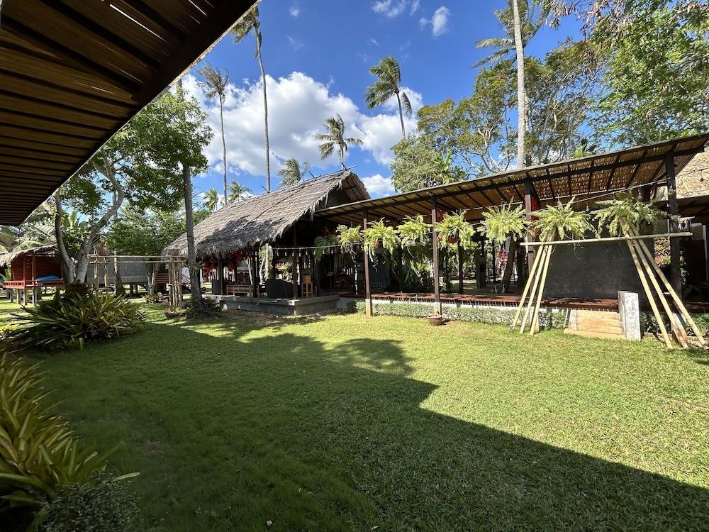 Islanda Hideaway Resort