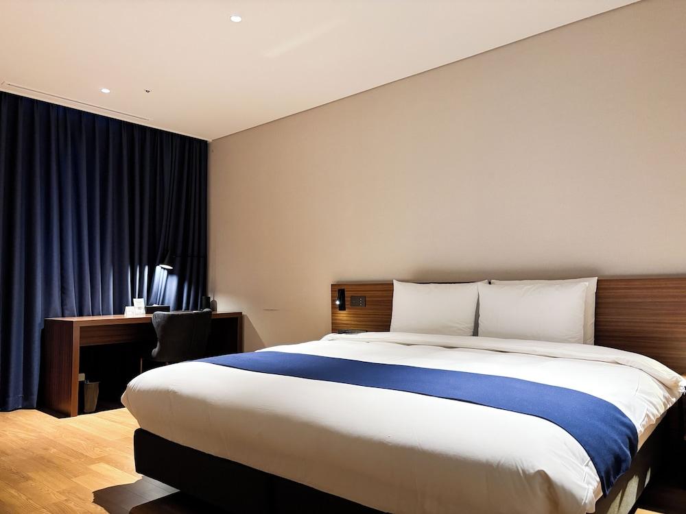 ibis Suwon Ambassador