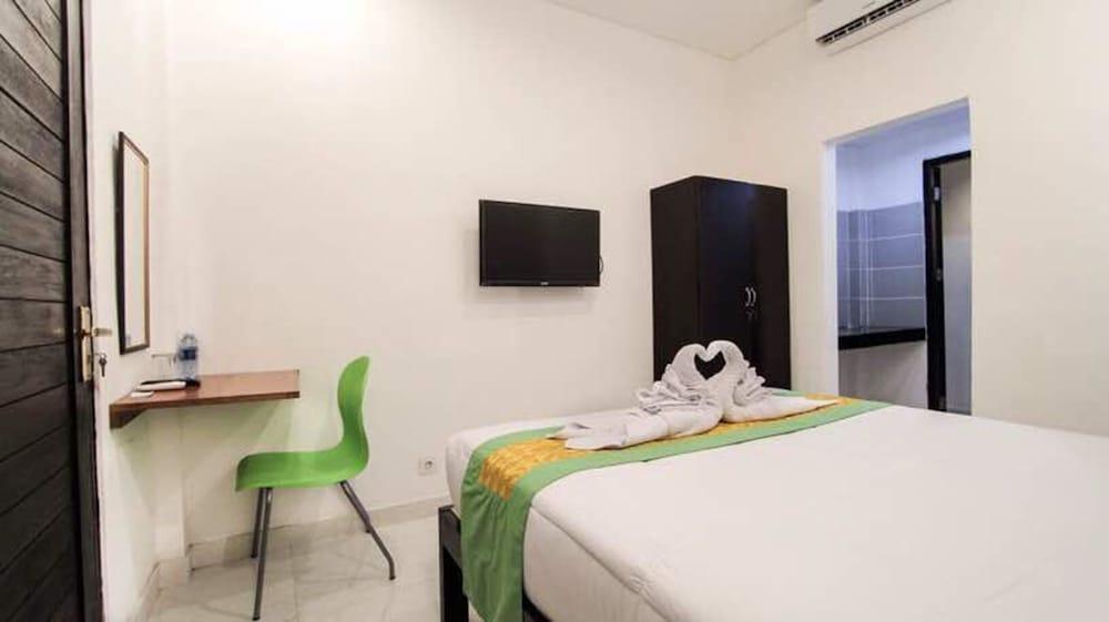 Akatara Stay Jimbaran