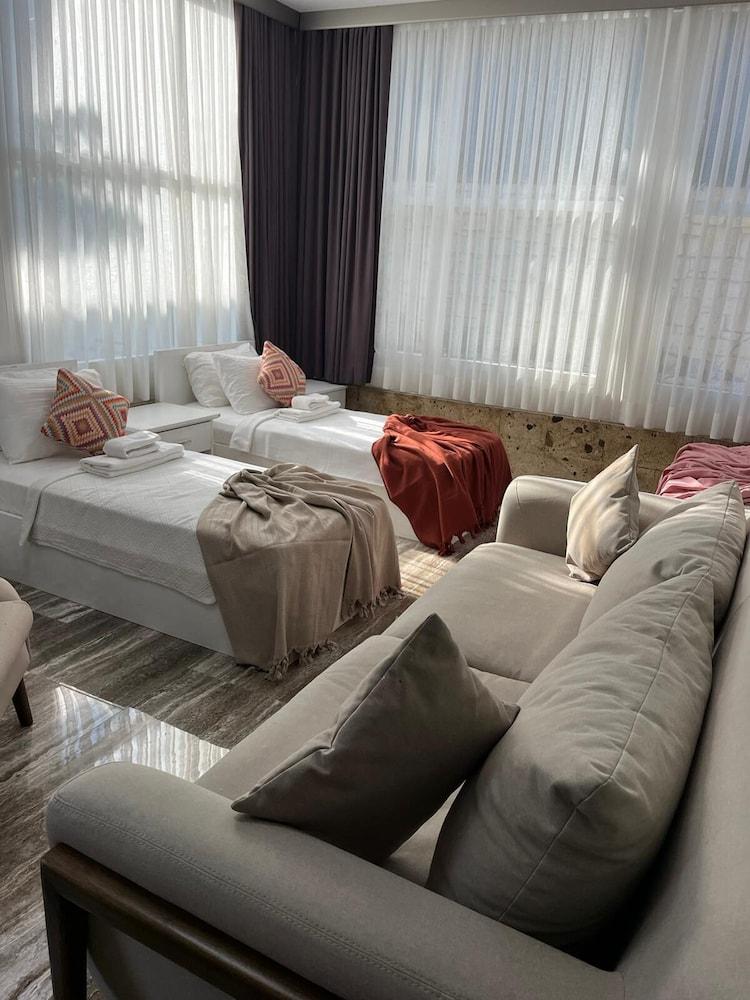 Alaçatı Çınar Hotel