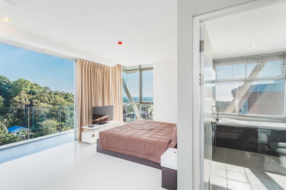 Condo in Karon in Chic Condo - Unit B708