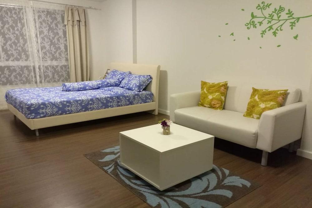 Baan Thew Lom Condominium