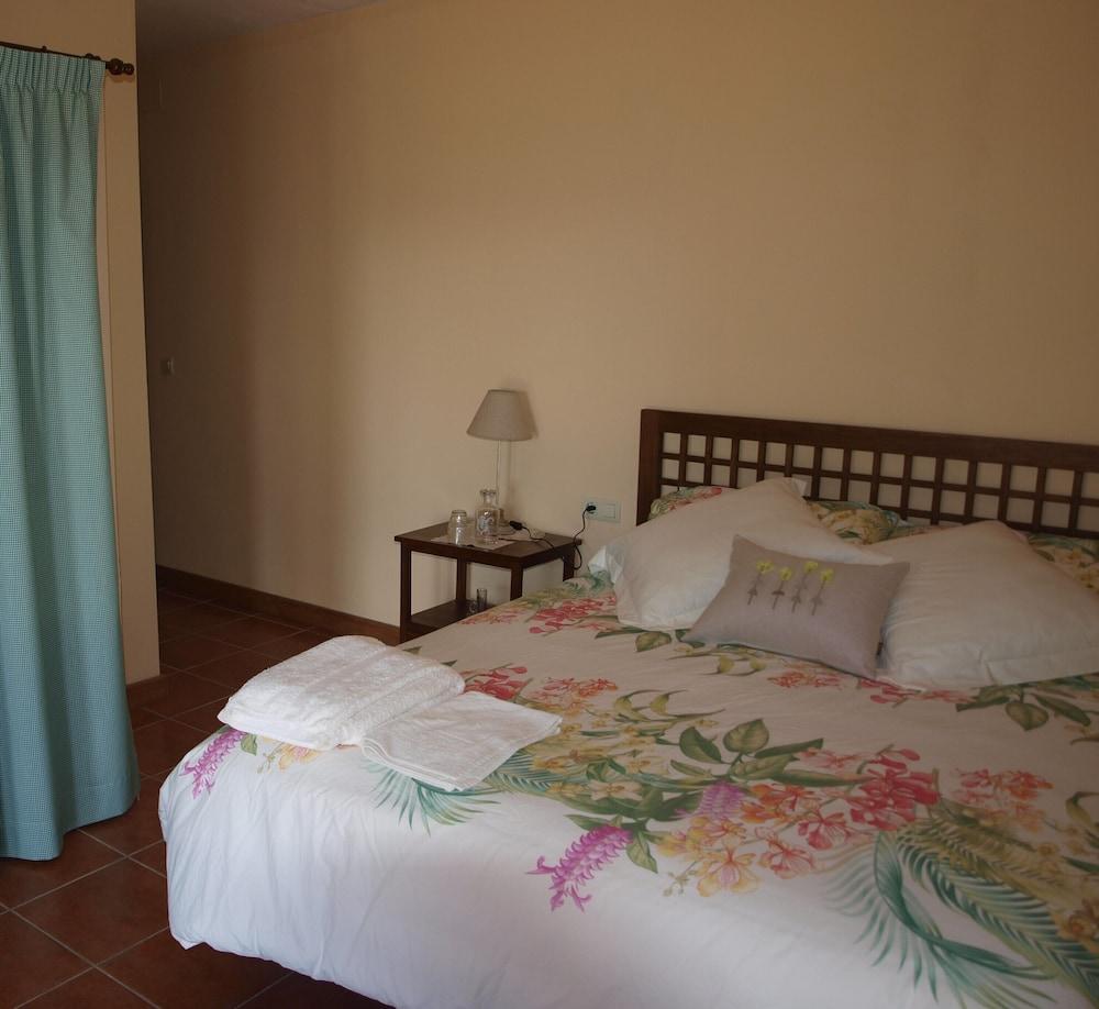 Campanarios de Azaba