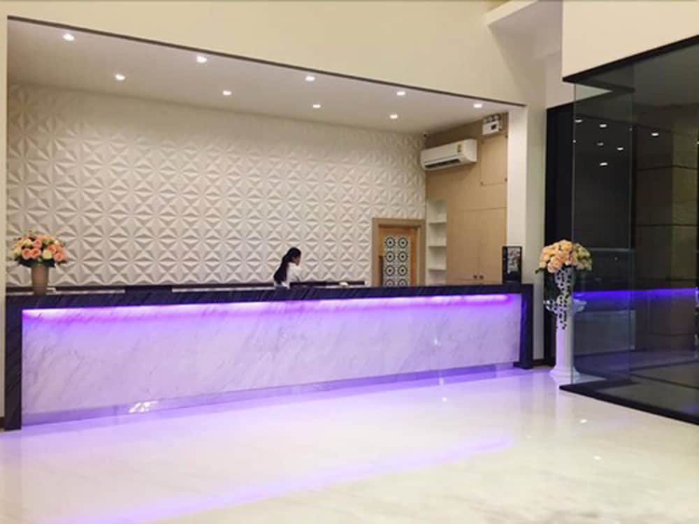 Orchid Riverview Hotel