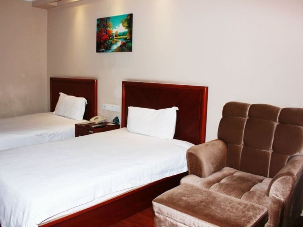 GreenTree Inn Xuzhou High Speed Railway Station Express Hotel