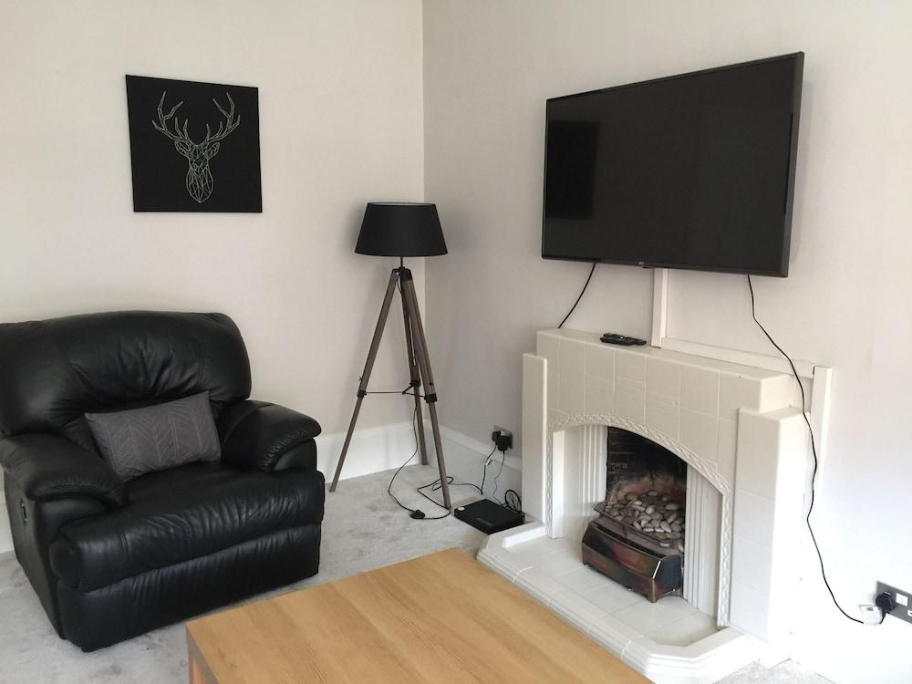 Great Location 2 Bed West End Flat
