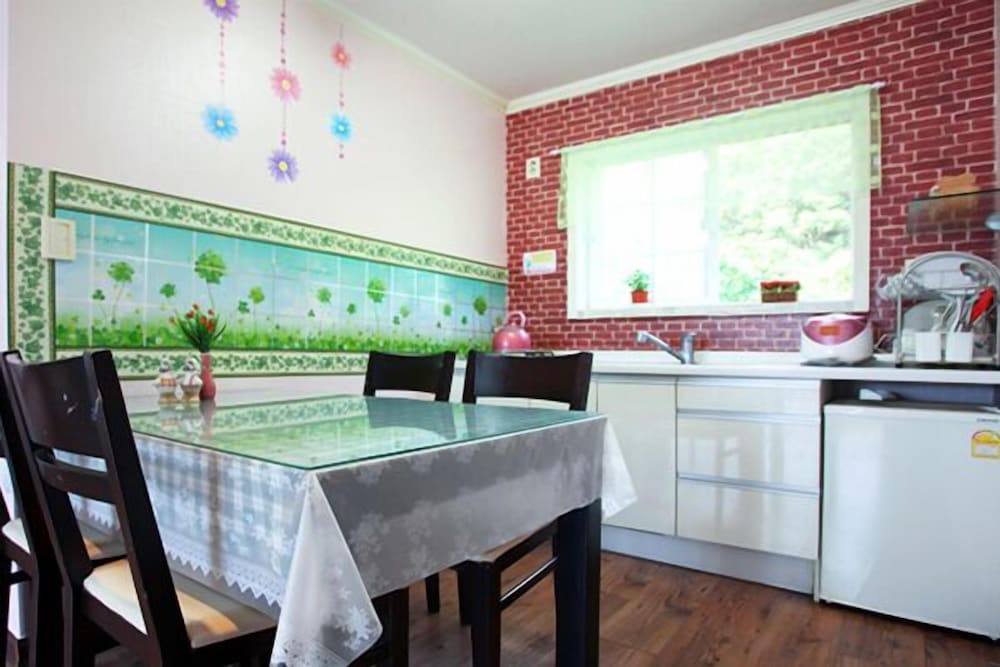 Yongin Doongji Art Village Pension