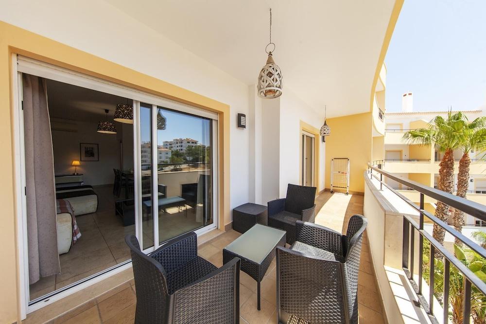 C02 - Luxury  3 bed with Pool by DreamAlgarve