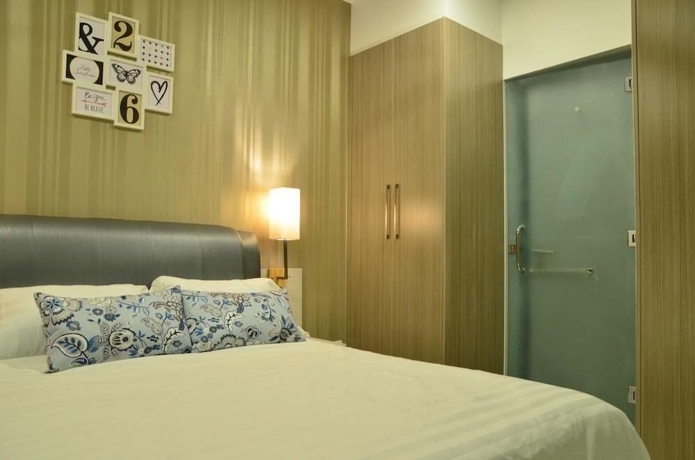 1Tebrau Premium Suites by 12stay