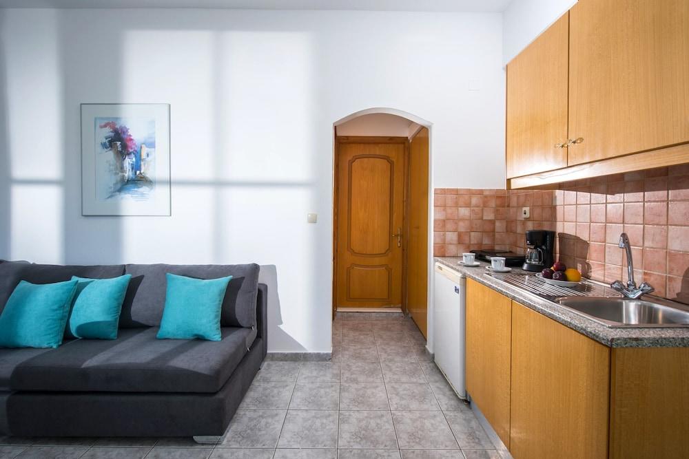 Elena's Beach Garden by Estia