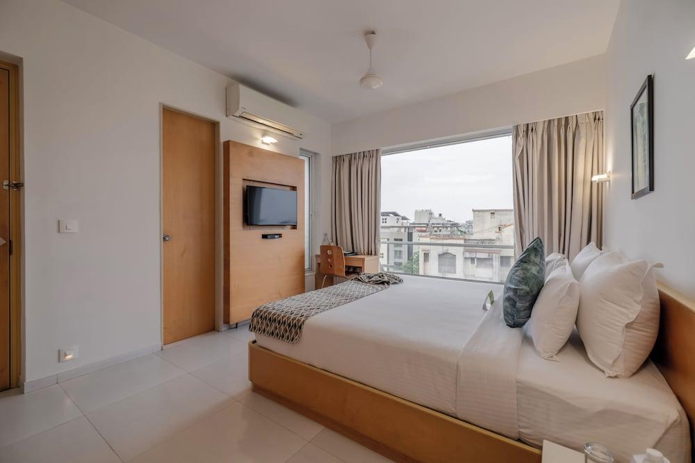 Quality Inn Patria Suites, Rajkot