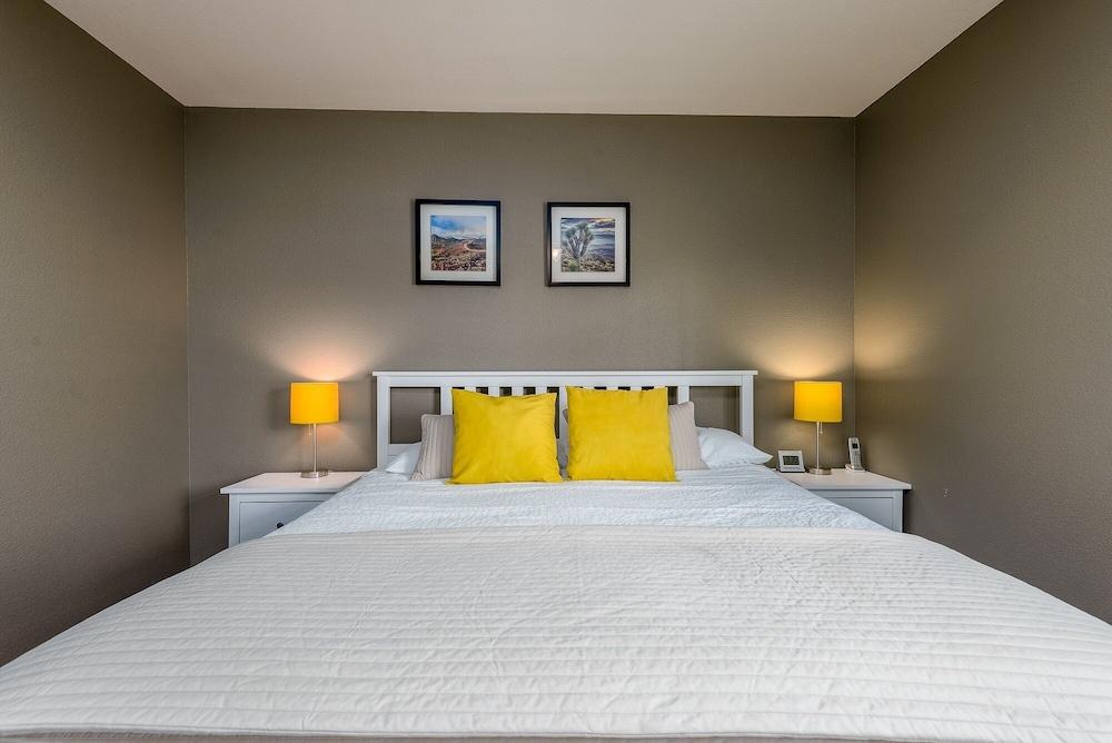 Signature 2 Bedroom Condo by RedAwning