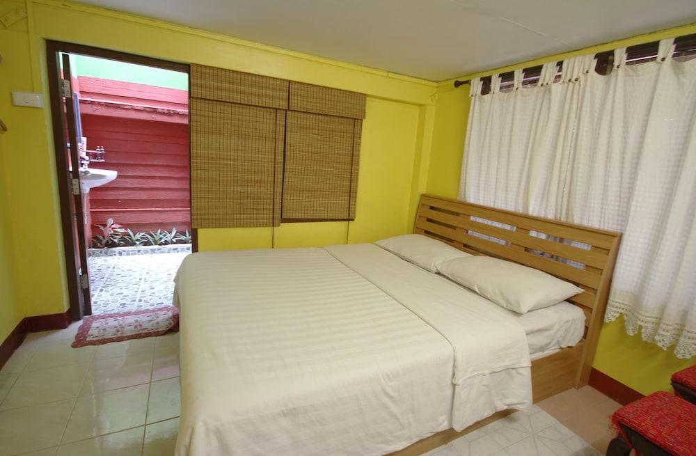 Baan Bua Homestay - Hostel