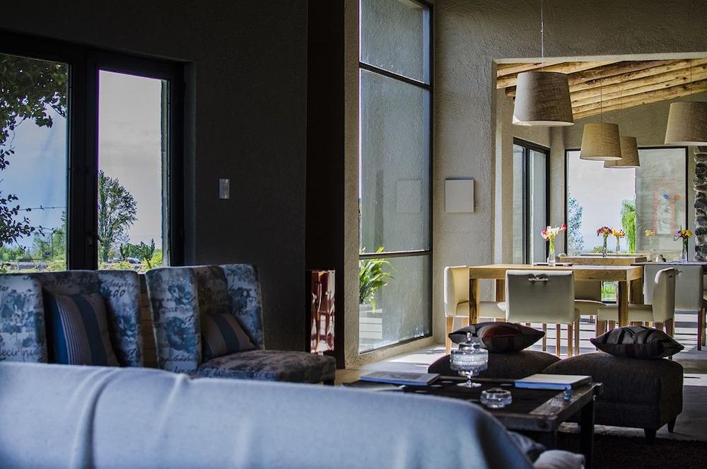 Casa de Huespedes La Azul