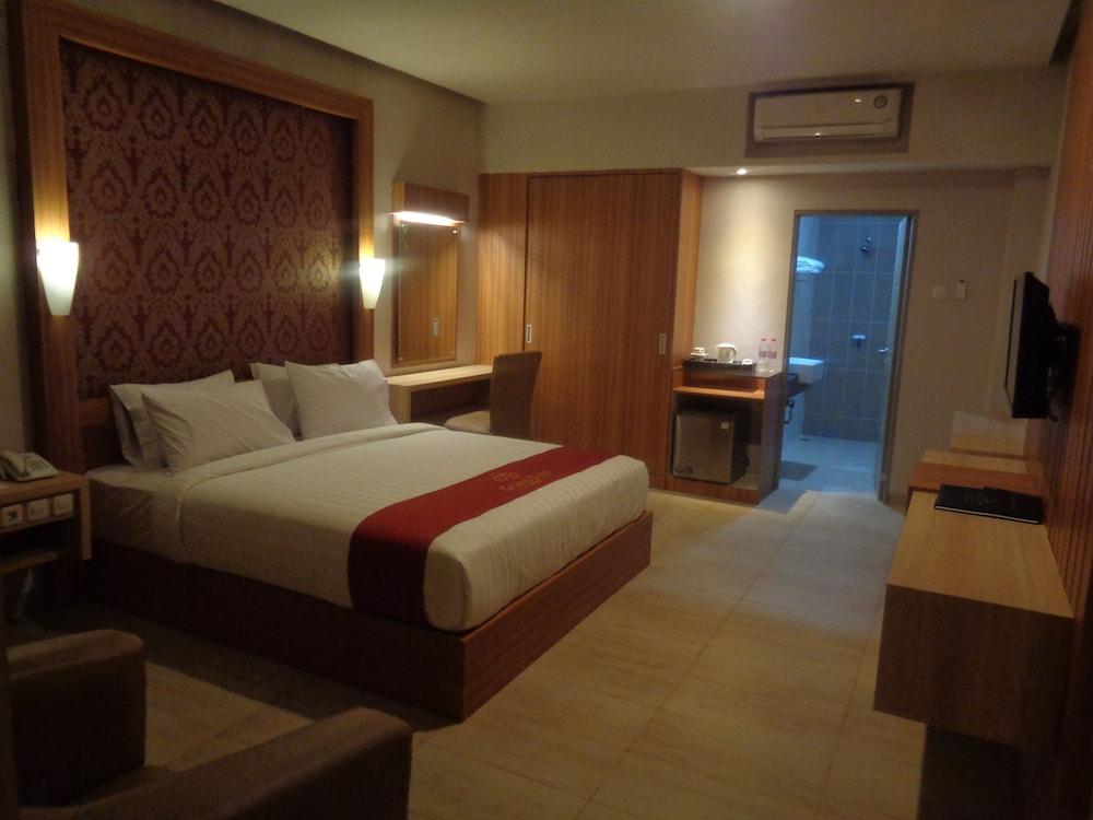 Grand Dian Hotel Slawi